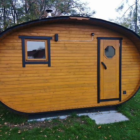 Fewo River I Familienfreundlich I Grosser Garten I Inkl Badefass I Kamin I Spielplatz Вендиш-Риц Экстерьер фото