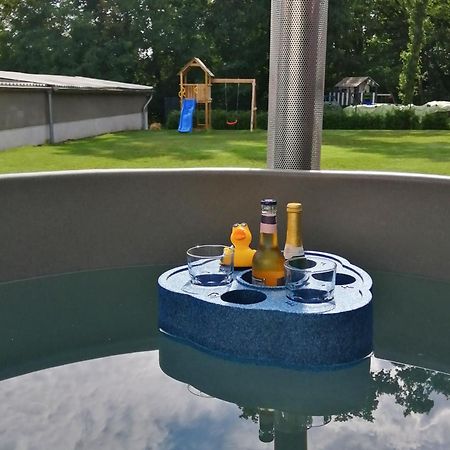 Fewo River I Familienfreundlich I Grosser Garten I Inkl Badefass I Kamin I Spielplatz Вендиш-Риц Экстерьер фото